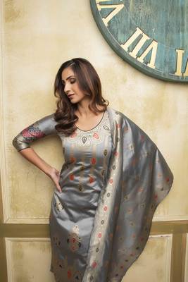 Grey woven banarasi silk salwar 3
