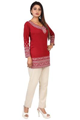 Maroon printed crepe short-kurtis 4
