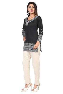 Black printed crepe short-kurtis 3