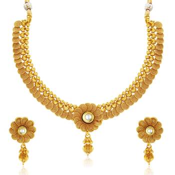 Gold necklaces 1