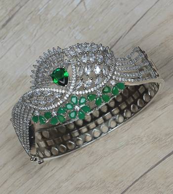Rhodium Plated Emerald Embellished American Diamond Bracelet BD601 1