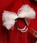 White hair-accessories