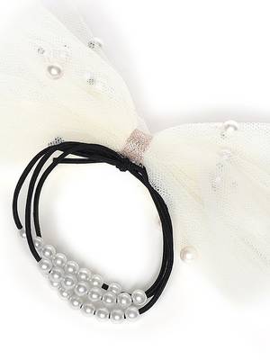 White hair-accessories 3
