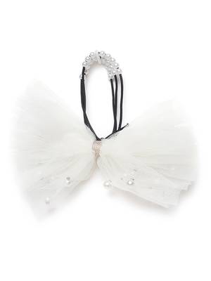 White hair-accessories 5