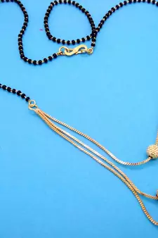  Gold mangalsutra
