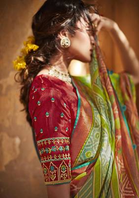 Parrot green printed brasso saree with blouse 3