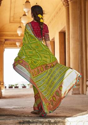 Parrot green printed brasso saree with blouse 4