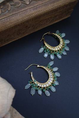 Green earrings 1
