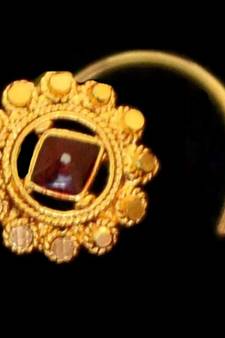 Designer Meenakari Stone Gold nose-ring or Nose Pin