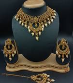 Gold necklace-sets