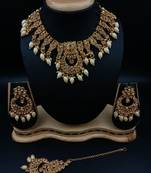 Gold necklace-sets