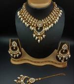 White necklace-sets