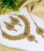 Gold pearl necklace-sets