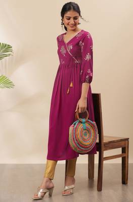 Magenta printed crepe kurtas-and-kurtis 2