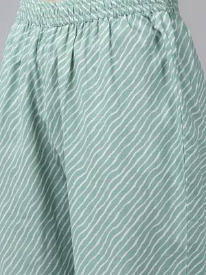 Green printed cotton kurta-suits 4