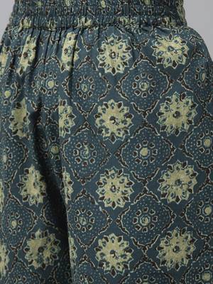 Beige printed cotton kurta-suits 4