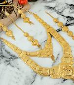 Gold necklace-sets
