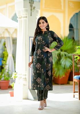 Green printed rayon kurti-trouser 4