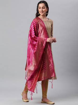 RaniPink Banarasi Silk Jacquard Woven Dupatta 4