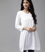 Ada Hand Embroidered White Cotton Lucknow Chikankari Women Kurti - A391704