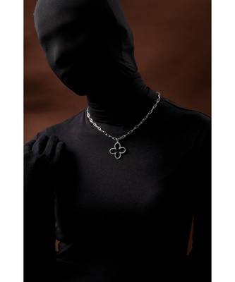 Bud Silver Minimal Necklace 1