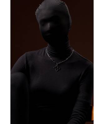 Bud Black Minimal Necklace 3