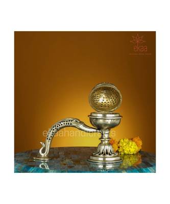 Brass Dhoop Burner with  Handle 2