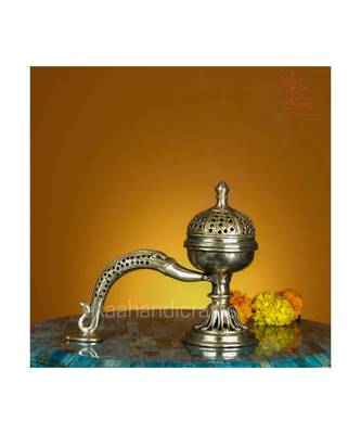 Brass Dhoop Burner with  Handle 4