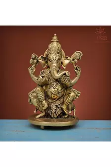 Lord Ganesha Murti on Moushak