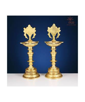 Brass Shankh Chakra Diya Pair 4