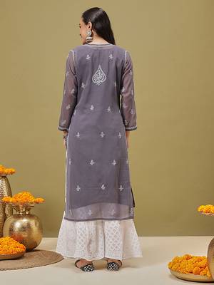 Women Hand Embroidered Grey Georgette Lucknow Chikan Kurta With Slip 2