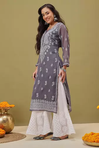 Women Hand Embroidered Grey Georgette Lucknow Chikan Kurta With Slip