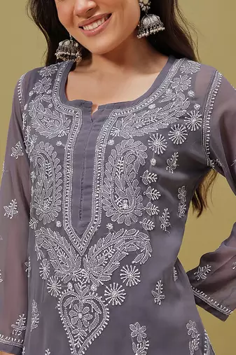 Women Hand Embroidered Grey Georgette Lucknow Chikan Kurta With Slip