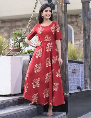Maroon Gold Printed Rayon Flared Kurti 3