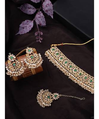 Gold-Plated Green-Coloured & White Stone-Studded & Beaded Traditional Jewellery Set 1