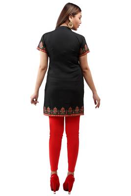 Black printed crepe short-kurtis 2