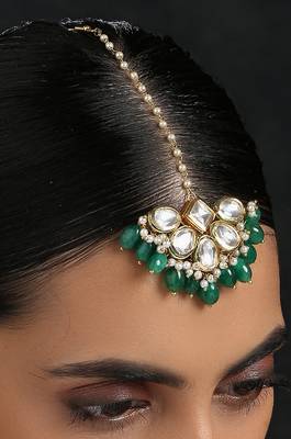 Green maang-tikka 2