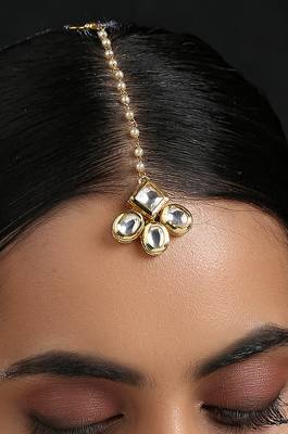 Gold maang-tikka 2