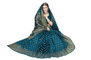 Morpeach woven banarasi silk blend party wear saree with blouse 5