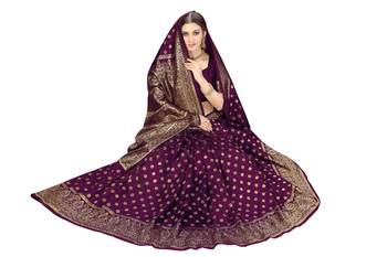 Purple Woven Banarasi silk blend Saree with Blouse 5