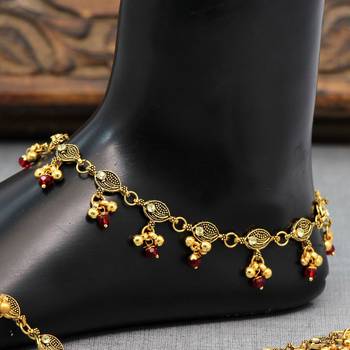 Gold anklets 2