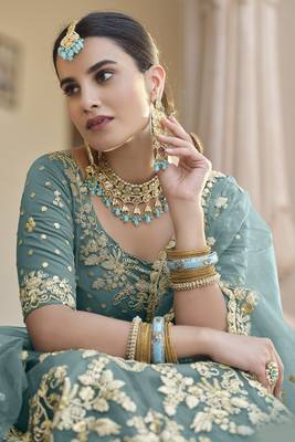 Prepossessing Feldgrau Green Embroidered Net Semi Stitched Lehenga 2