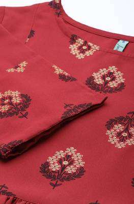 Maroon printed crepe kurtas-and-kurtis 4
