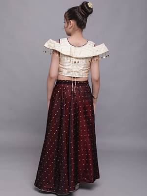 Beige woven taffeta girls-top-bottom 4