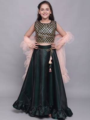Green plain taffeta girls-top-bottom 1