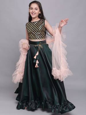 Green plain taffeta girls-top-bottom 3