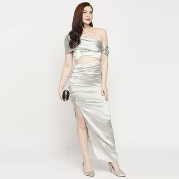 Silver plain satin skirts 5