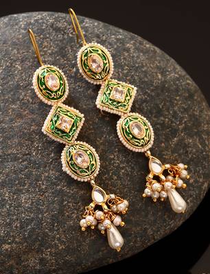 Green pearl earrings 2