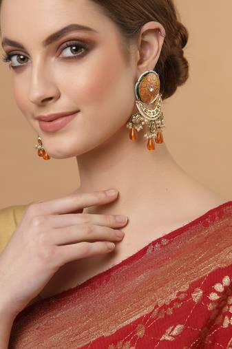 Pink pearl earrings