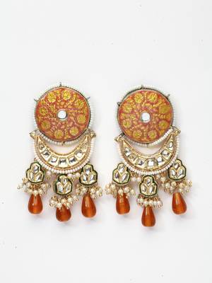Pink pearl earrings 3